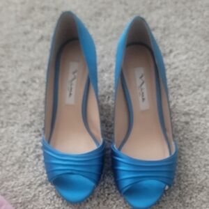 Nina Shoes Vibrant Blue Peep Toe Heels